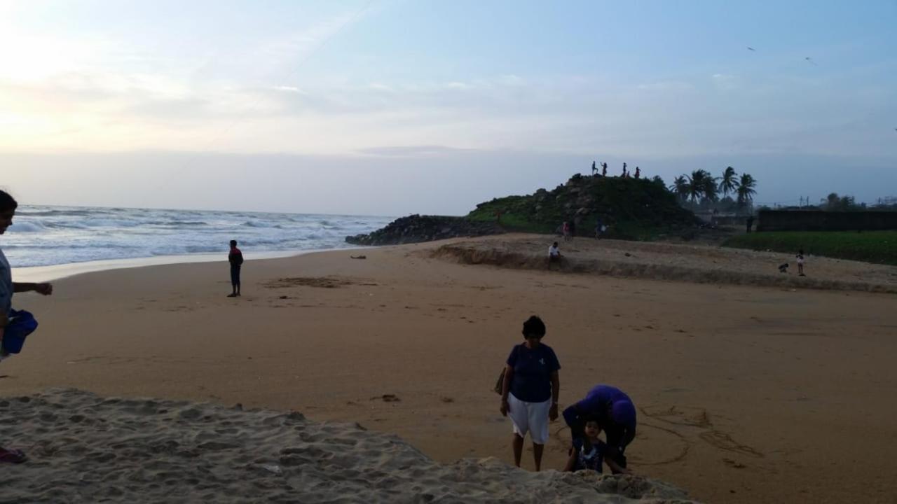 Noahs Ark Transit Stay Moratuwa Bagian luar foto