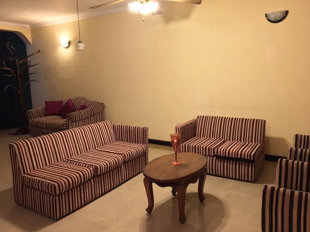 Noahs Ark Transit Stay Moratuwa Bagian luar foto